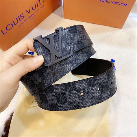 louis vuitton belt m9808|Meer.